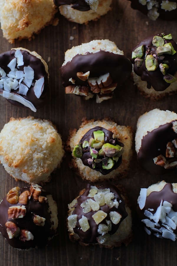 chocolate_dipped_coconut_macaroons_4