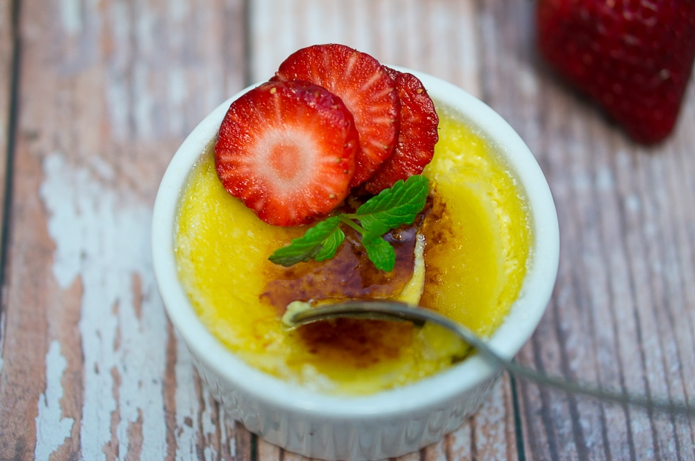 I love to crack the hard crust on top and take a bite of that soft creamy custard. What is really amazing is that it tastes and looks so sophisticated but it is so simple to make. Can you imagine it has only four main ingredients?