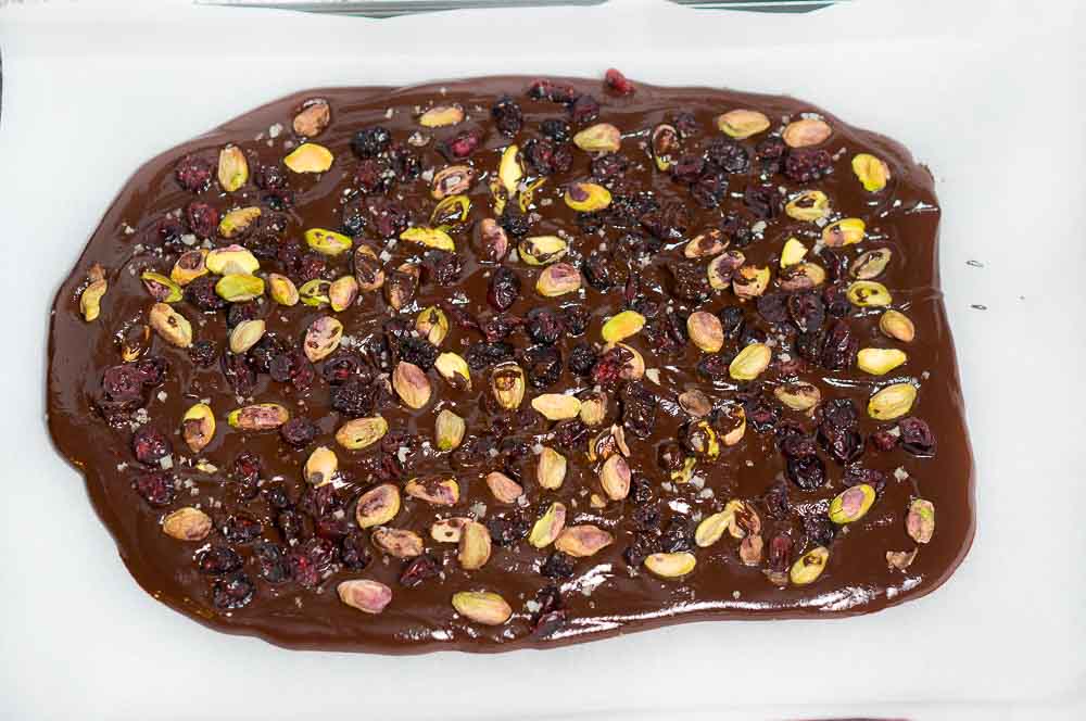 cranberry pistachio chocolate bark