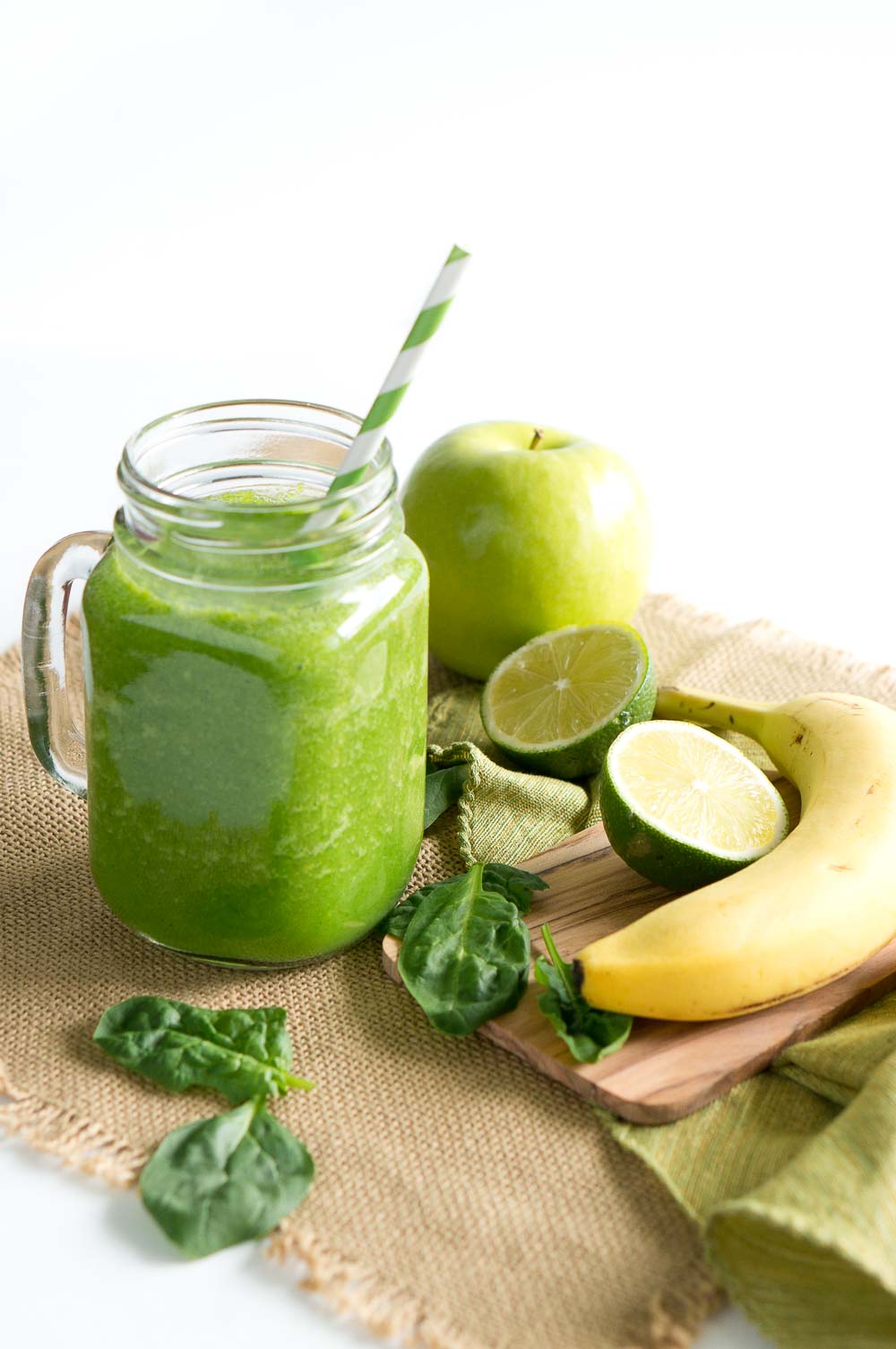 Cleansing Green Smoothie & Giveaway - Delicious Meets Healthy