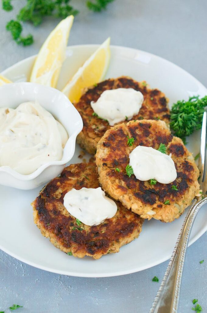 Salmon Patties (Easy Recipe & Tips) Delicious Meets Healthy