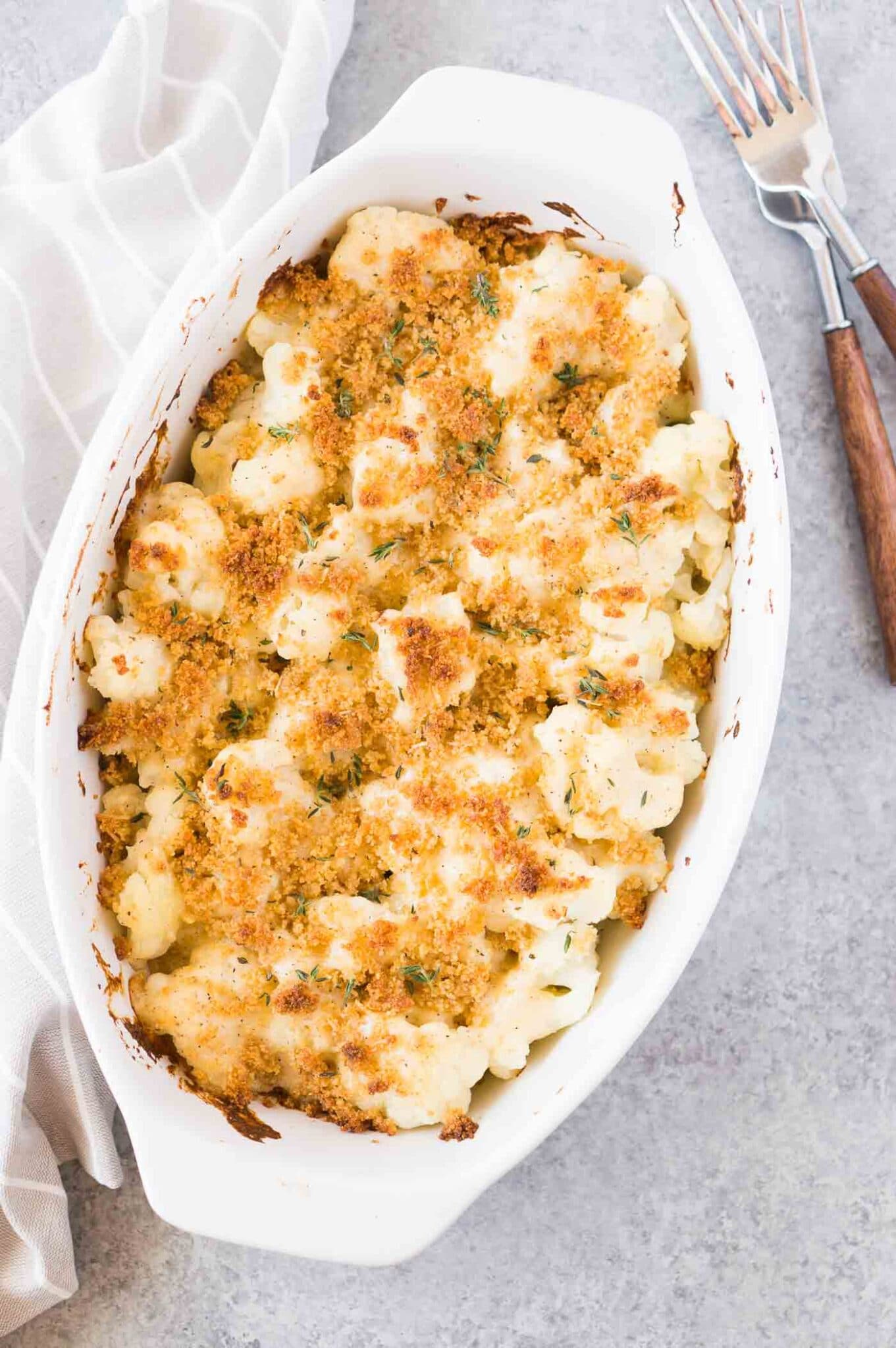 easy cauliflower au gratin for thanksgiving in an oval dish