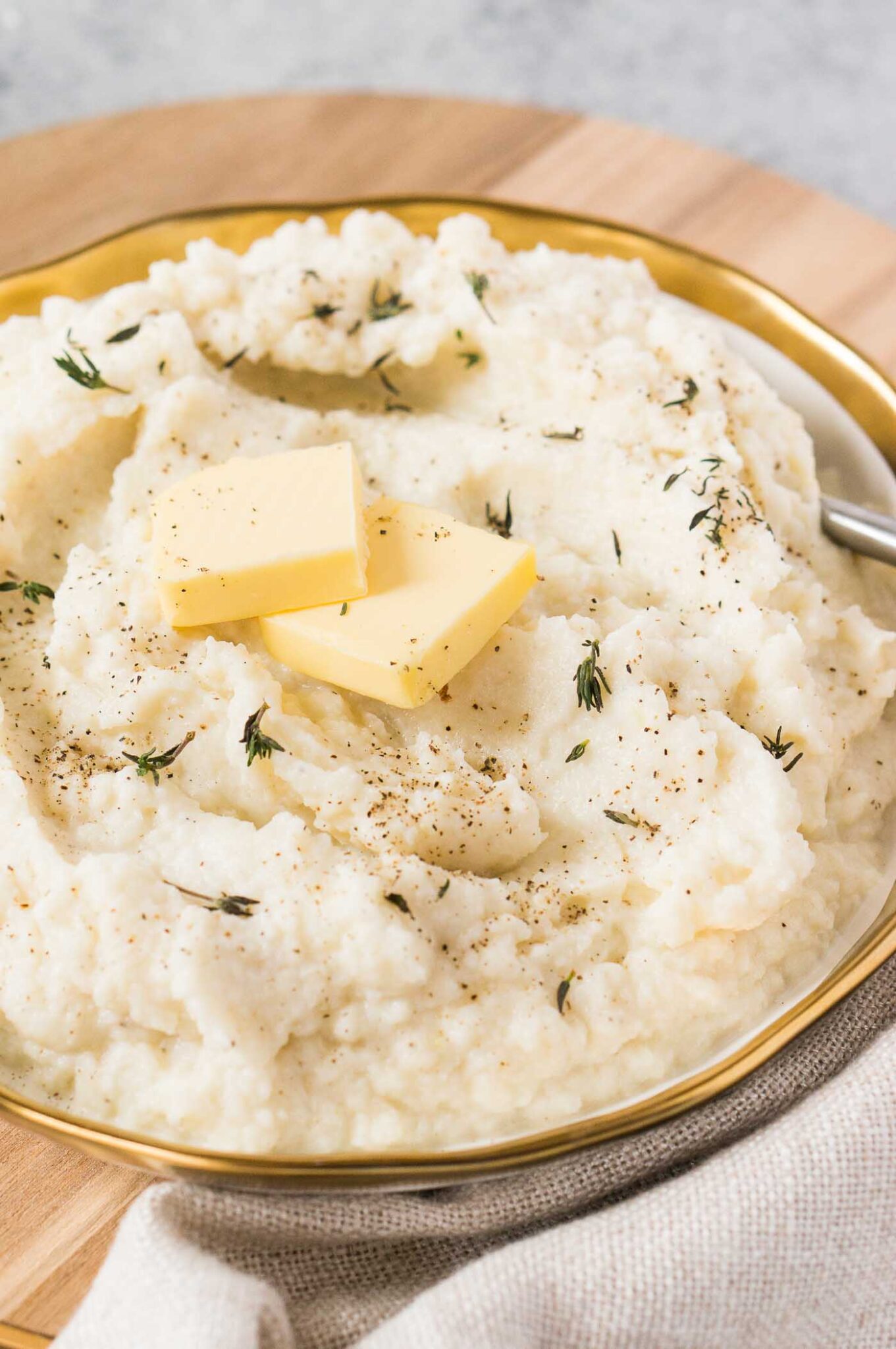 best cauliflower mash with butter and garlic in a bowl