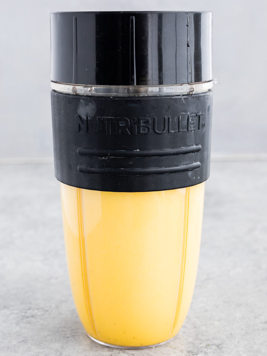 blending eggs and cottage cheese for egg bites